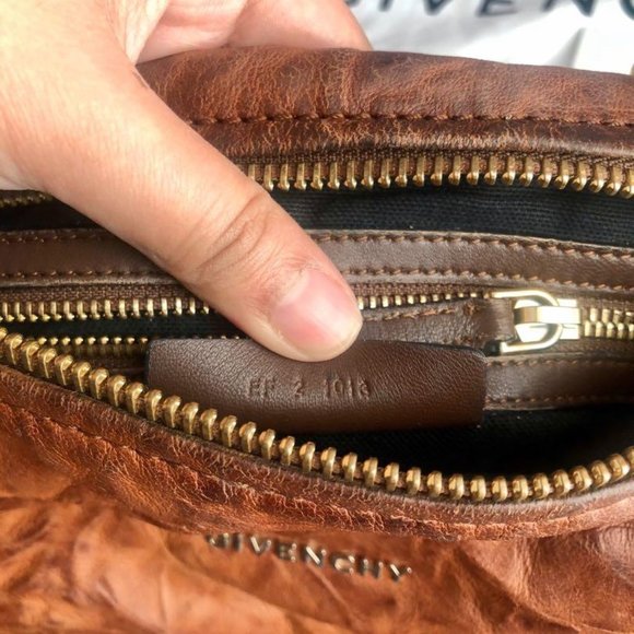 SOLD Authentic Givenchy Pandora Pepe Leather Small - Picture 5 of 8